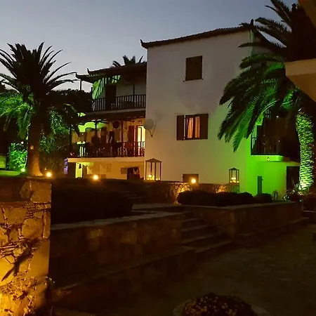 Melrose Apart Otel 3*