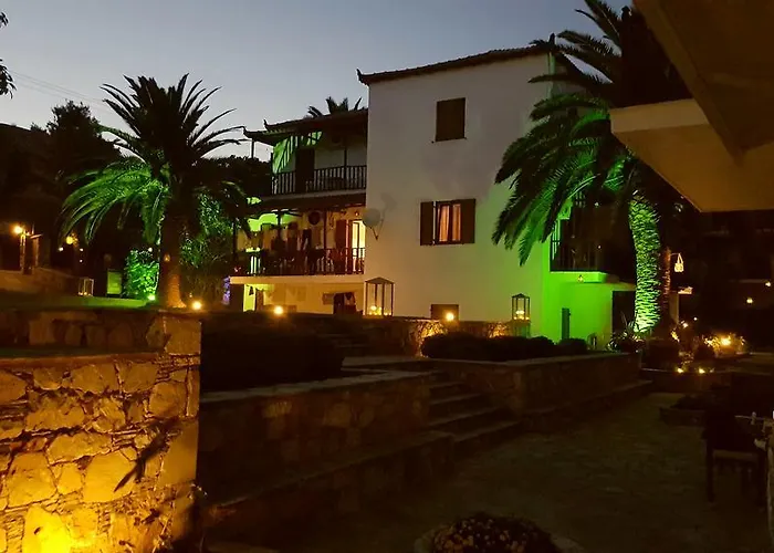 Melrose Apartahotel 3*